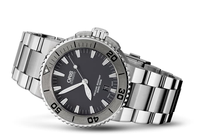 Image of Aquis Date